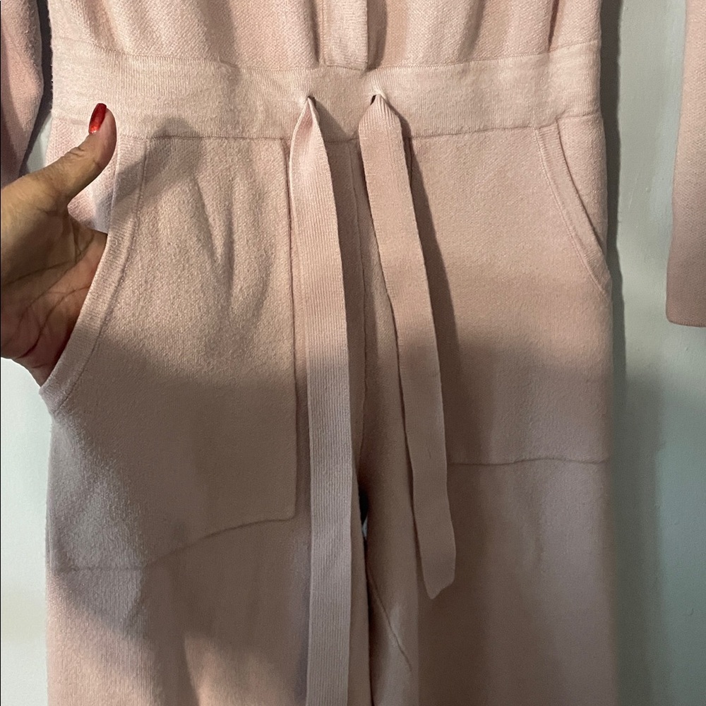 JustFab Blush Long Sleeve Button-Down romper - Picture 3 of 8